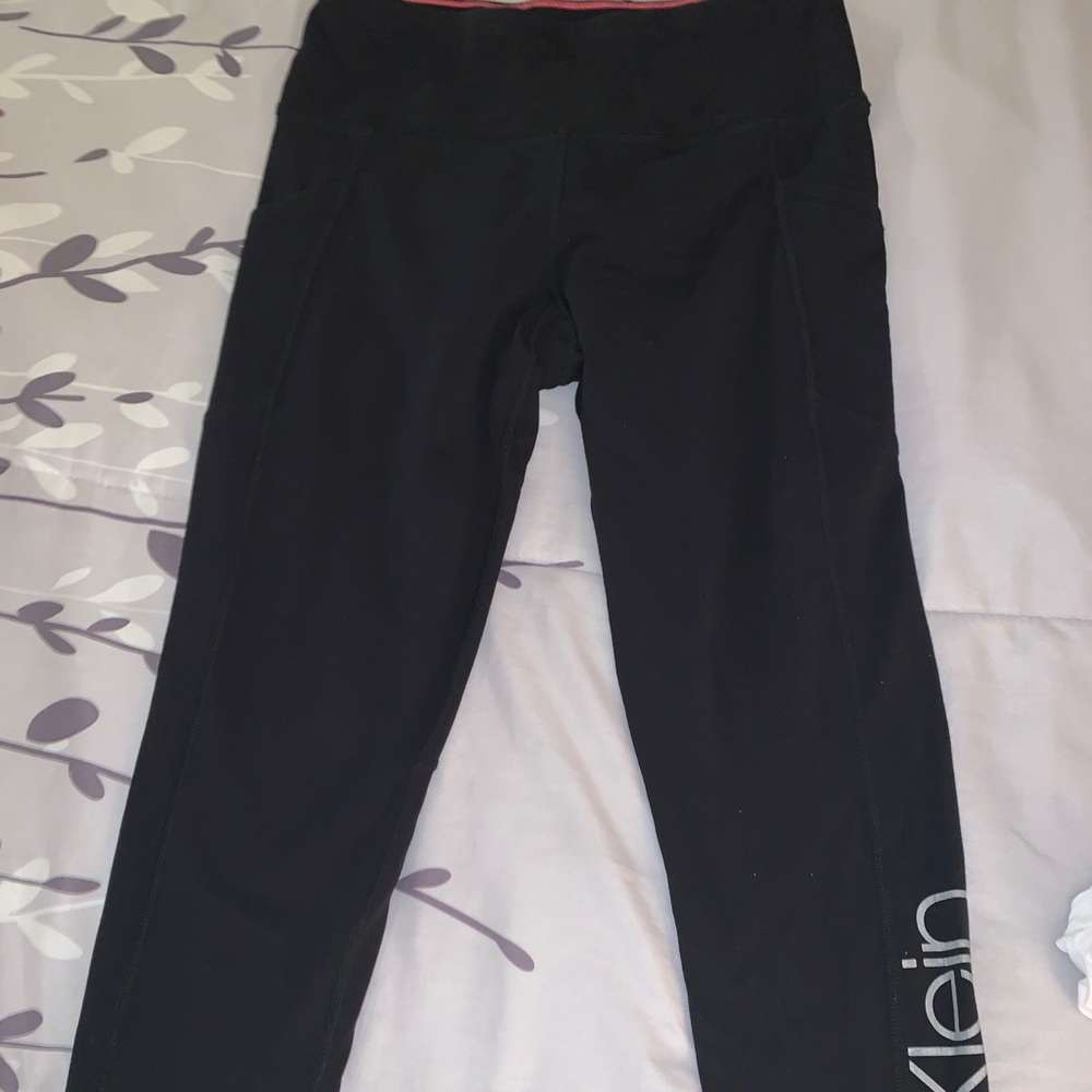 Calvin Klein Lycra leggings with side pockets